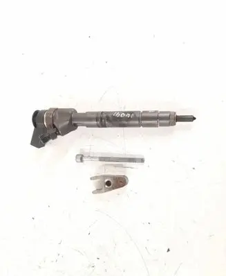 Mercedes-Benz A W169 Fuel injector 6400700787 A6400700787