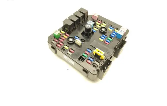 Iveco Daily 35 - 40.10 Fuse module 95202005