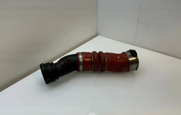 BMW 6 F06 Gran coupe Intercooler hose/pipe 7583728 BMW1371 1029735