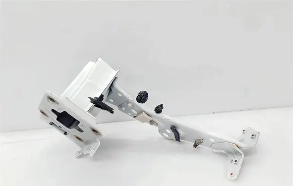 Mazda CX-30 Front side member L01