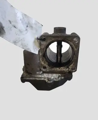 Hyundai i30 Throttle valve 351002A900