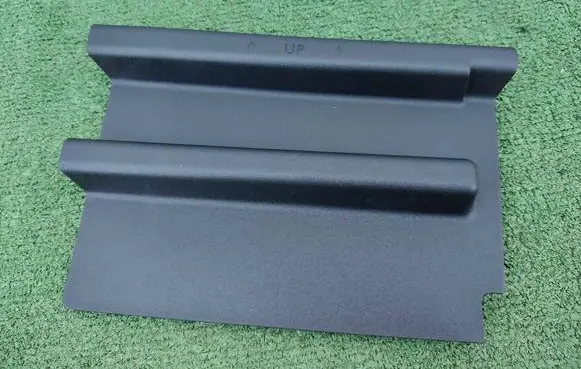 Volkswagen Tiguan Tailgate/trunk side cover trim 571867462