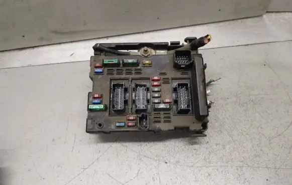 Peugeot 307 BSM Control unit 9650664080 BSMB3