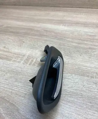 BMW 5 E39 Front door interior handle 8226050