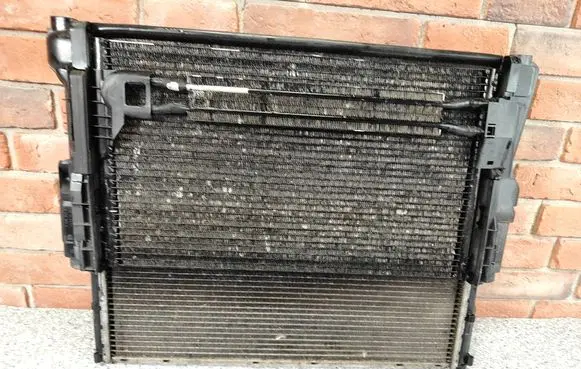 BMW X3 E83 Coolant radiator 3403551 3423556
