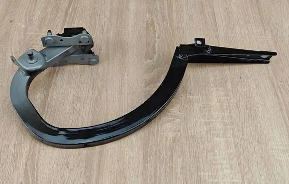 BMW 5 G30 G31 G38 Tailgate/trunk/boot hinge 7366397