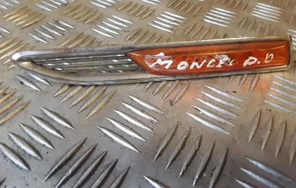 Ford Mondeo MK IV Front fender indicator light 7S7113K354BD
