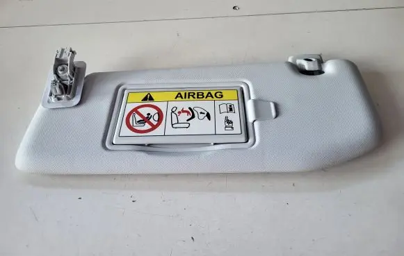 Opel Mokka B Sun visor