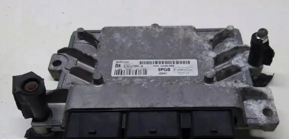 Ford Focus Engine control unit/module ECU S180127033B