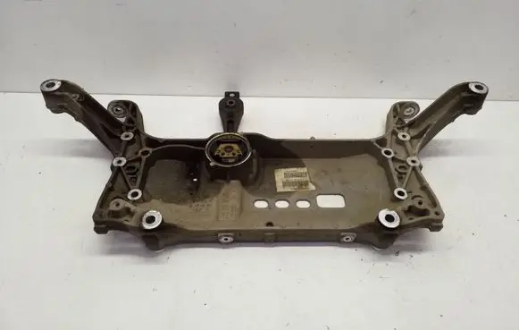 Volkswagen Tiguan Front subframe