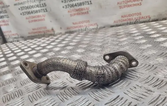 Volkswagen PASSAT B5 EGR valve line/pipe/hose 028131521P