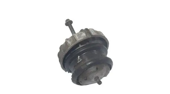 Mercedes-Benz Vito Viano W639 Engine mount bracket A6392410413 A6392410513 A6392410713