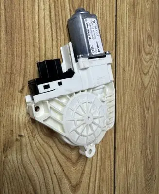 Audi Q7 4L Front door window regulator motor 4L0959801B 1036989720200