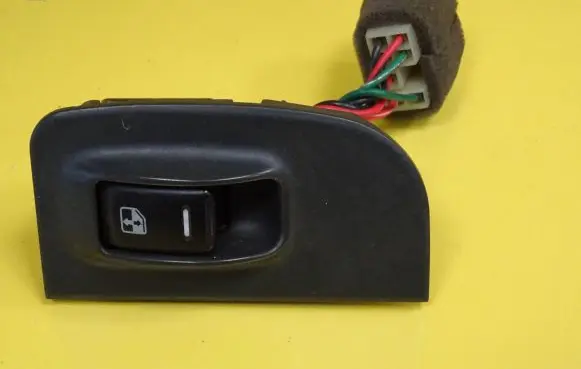 KIA Clarus Electric window control switch