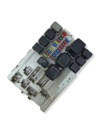 Infiniti FX Fuse module 