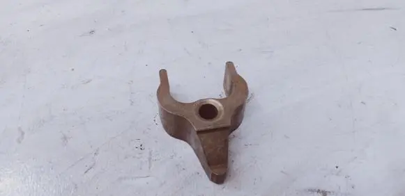 BMW 5 F10 F11 Fuel Injector clamp holder