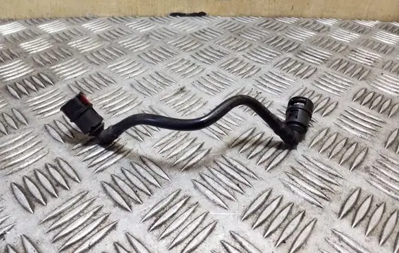 Ford Mondeo MK V Clutch pipe/line DG917T504BB
