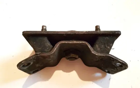 Toyota Land Cruiser (J100) Gearbox mount 1237166050