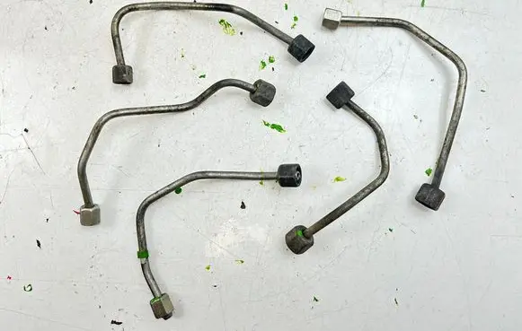 Ford Transit - Tourneo Connect Fuel injector supply line/pipe 