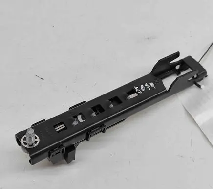 Mercedes-Benz B W246 W242 Seat belt height adjuster A0008600388
