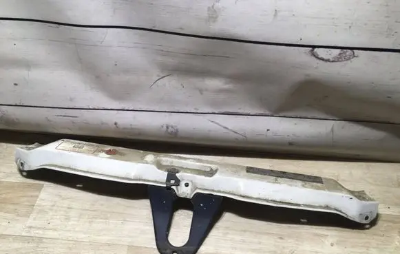 Mercedes-Benz SL R129 Radiator trim
