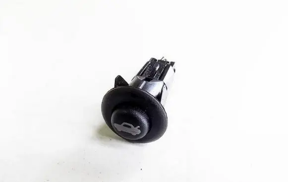 Chrysler PT Cruiser Tailgate opening switch 