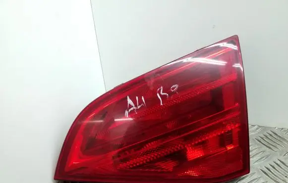 Audi A4 S4 B8 8K Tailgate rear/tail lights 8K9945094