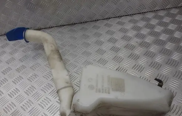 Volkswagen Fox Windshield washer fluid reservoir/tank 6Q0955453