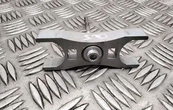 Audi Q5 SQ5 Fuel Injector clamp holder
