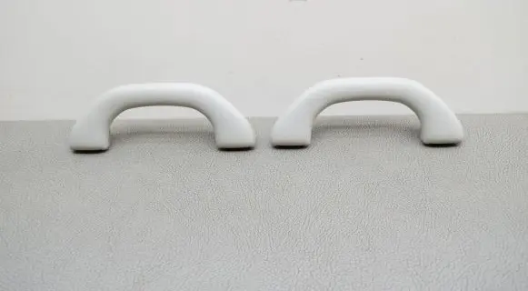 Volkswagen Caddy A set of handles for the ceiling 2K0857607D