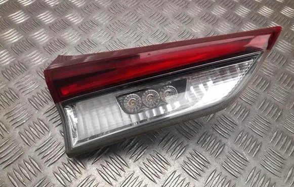 Toyota Auris E180 Rear/tail lights 8159102880