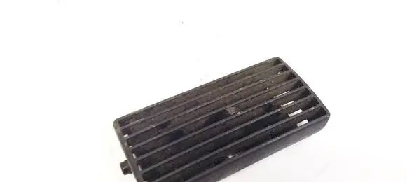 Volkswagen Golf IV Dash center air vent grill 1J0819763B