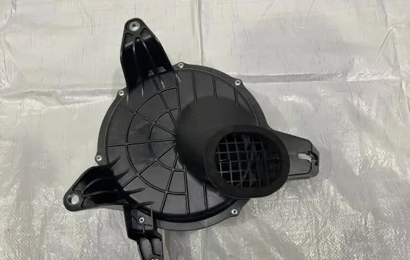 Maserati Grecale Parcel shelf speaker 670157537