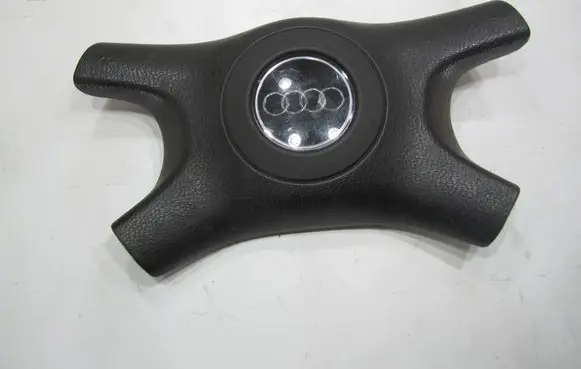 Audi 80 90 S2 B4 Steering wheel airbag cover 8A0951525B