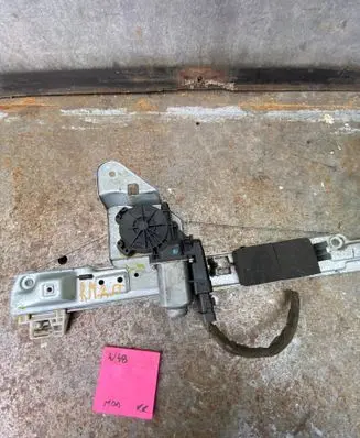 Renault Megane II Rear door window regulator with motor 