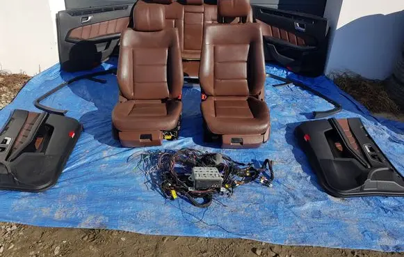 Mercedes-Benz E W212 Seat set SKORAFOTELEDVD212 PRZOD DYNAMIC