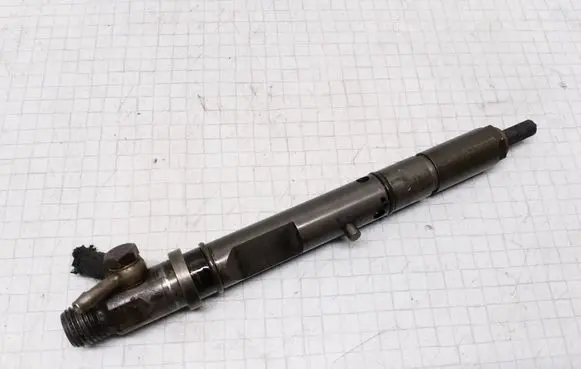 Audi A6 S6 C5 4B Fuel injector 059130201F 0432133795