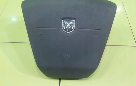 Dodge Caliber Steering wheel airbag 