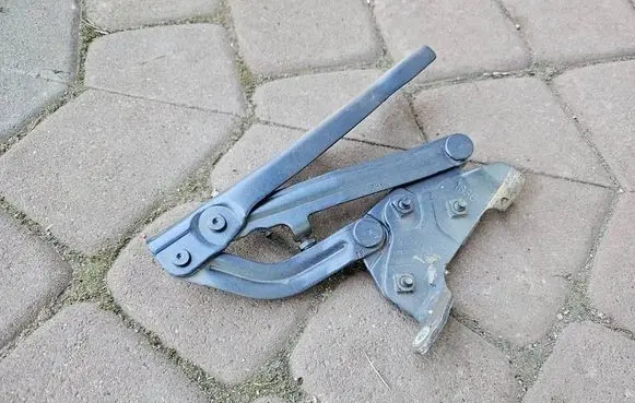 Opel Corsa E Engine bonnet/hood hinges 13186900