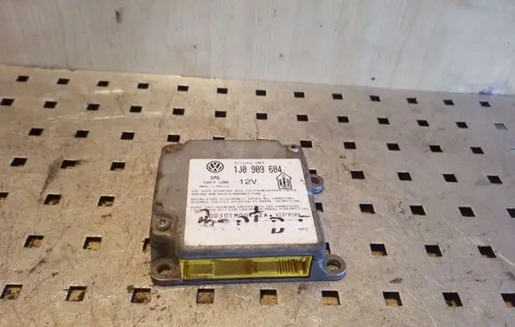 Volkswagen PASSAT B5 Airbag control unit/module 1J0909604