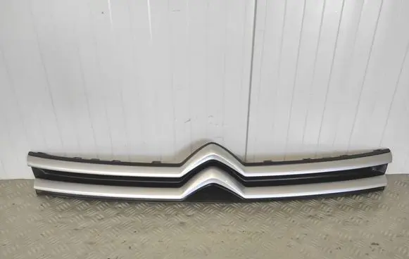 Citroen Jumpy Front grill 9811789377 1591882X