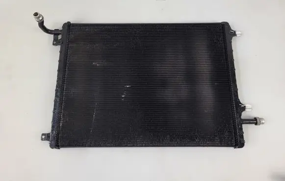 Land Rover Evoque I Coolant radiator GJ32-19E839-AC