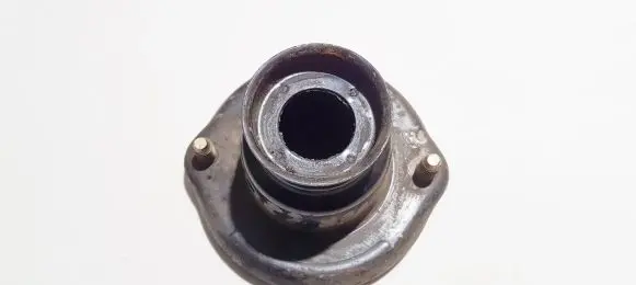 Rover 620 Coil spring mount 