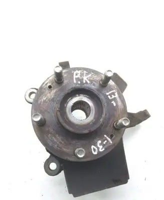 Hyundai i30 Front wheel hub