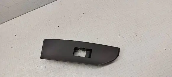 Toyota Verso Other front door trim element 742310F040