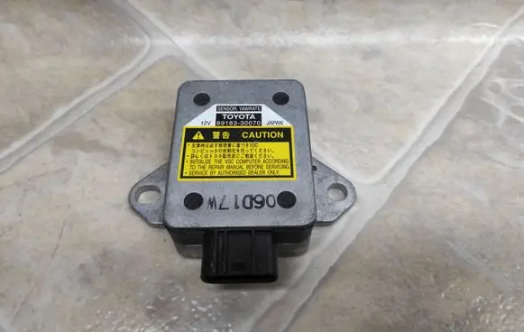 Lexus GS 300 350 430 450H ESP acceleration yaw rate sensor 8918330070