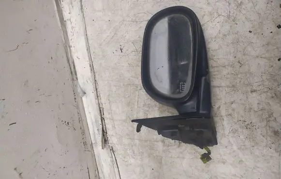 Mitsubishi Galant Front door electric wing mirror E201845
