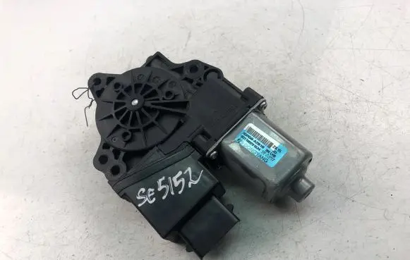 KIA Ceed Front door window regulator motor 83450A2010