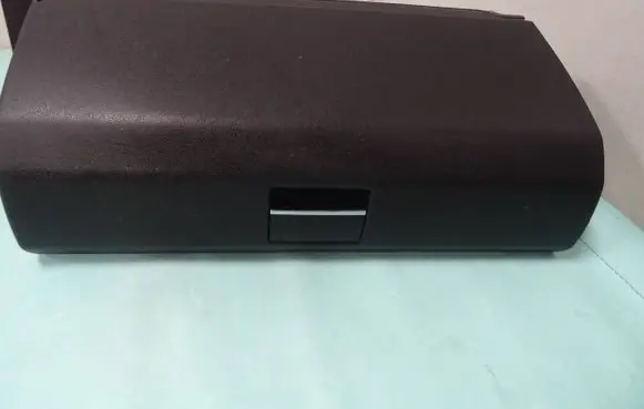 Mercedes-Benz B W245 Glove box 