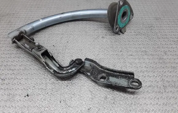 Volkswagen PASSAT B6 Tailgate/trunk/boot hinge 3C5827301